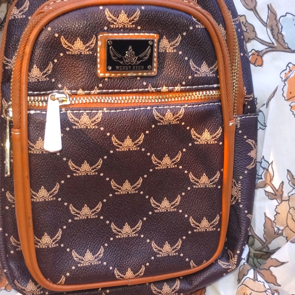 Sling Crossbody Wendy Keen in Coffee and Carmel